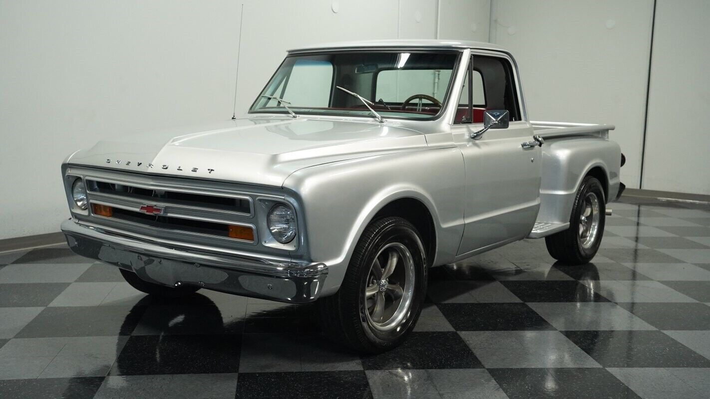 Chevrolet-C-10-Pickup-1967-5