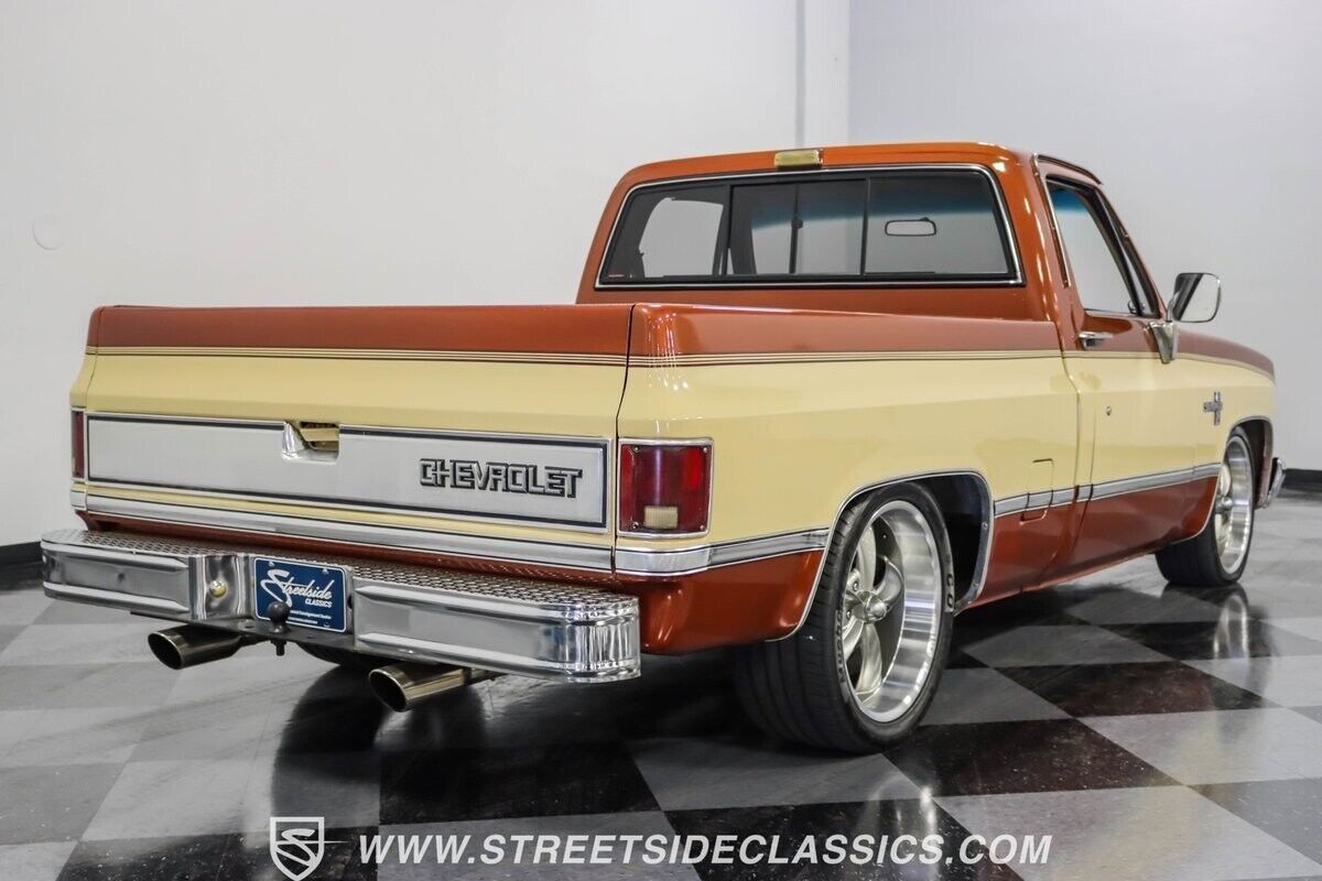 Chevrolet-C-10-Pickup-1983-11