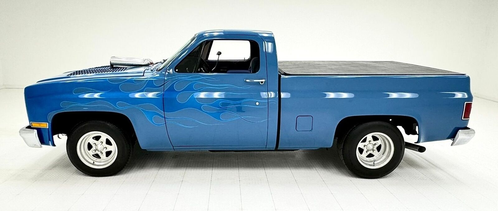 Chevrolet-C-10-Pickup-1984-1