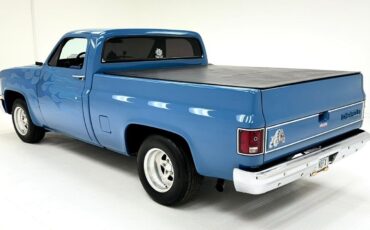 Chevrolet-C-10-Pickup-1984-2