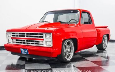 Chevrolet-C-10-Pickup-1984-5