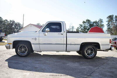 Chevrolet-C-10-Pickup-1985-2