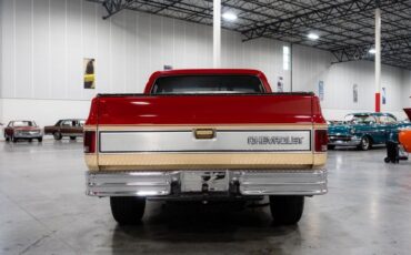 Chevrolet-C-10-Pickup-1985-3