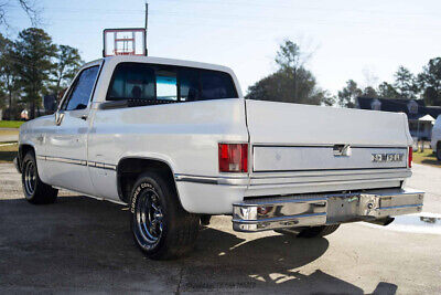 Chevrolet-C-10-Pickup-1985-5