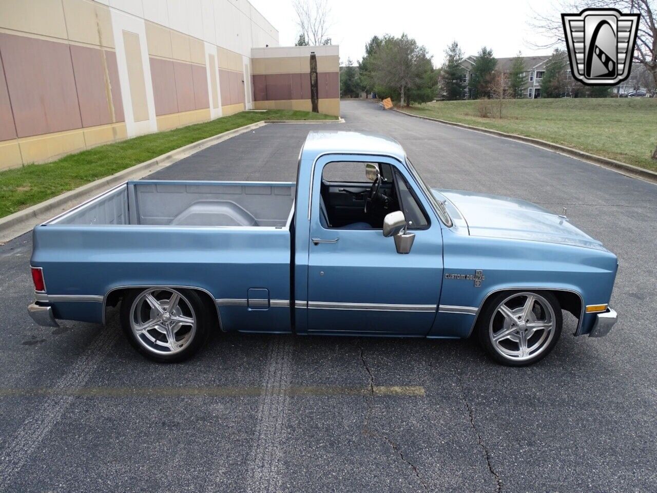 Chevrolet-C-10-Pickup-1985-7