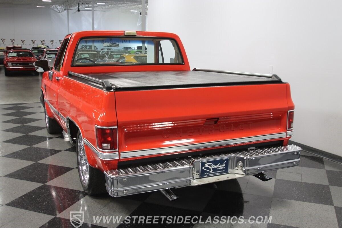 Chevrolet-C-10-Pickup-1986-10