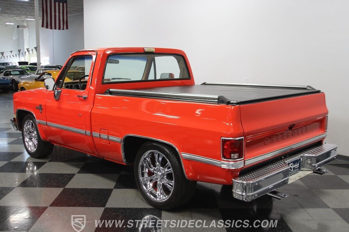 Chevrolet-C-10-Pickup-1986-9