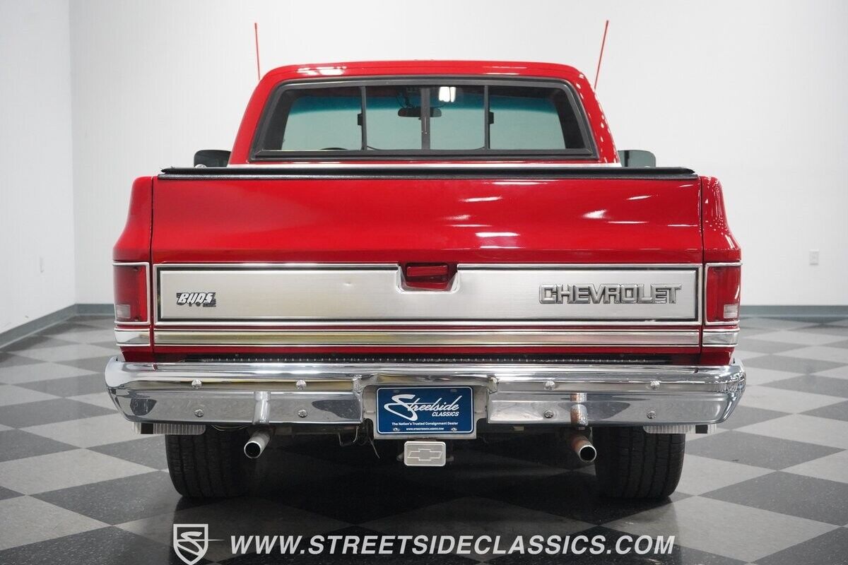 Chevrolet-C-10-Pickup-1987-11