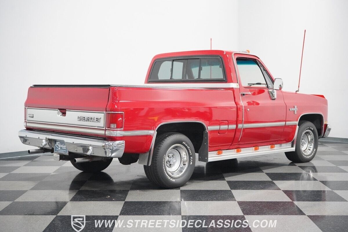 Chevrolet-C-10-Pickup-1987-13