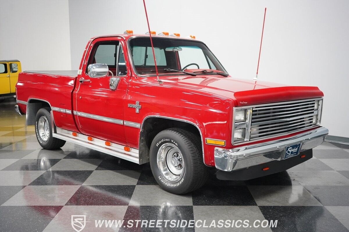 Chevrolet-C-10-Pickup-1987-17