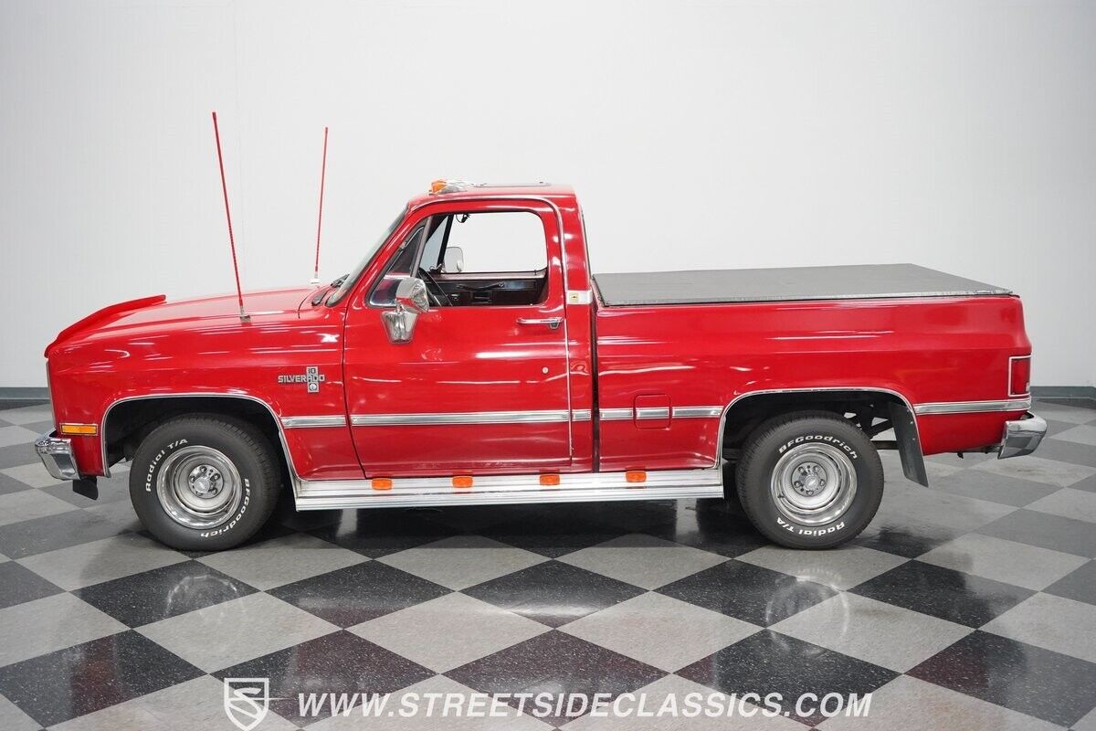 Chevrolet-C-10-Pickup-1987-24