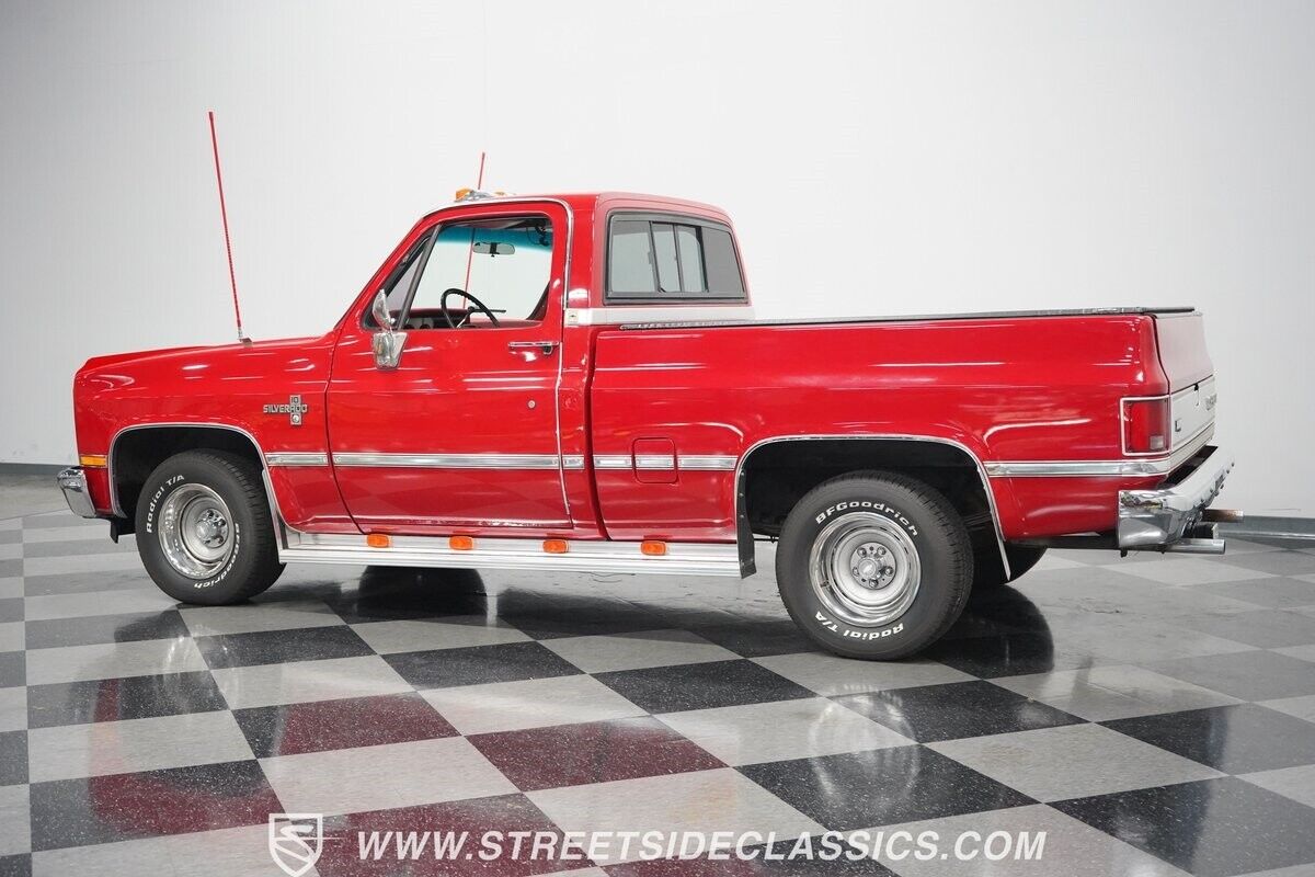 Chevrolet-C-10-Pickup-1987-8