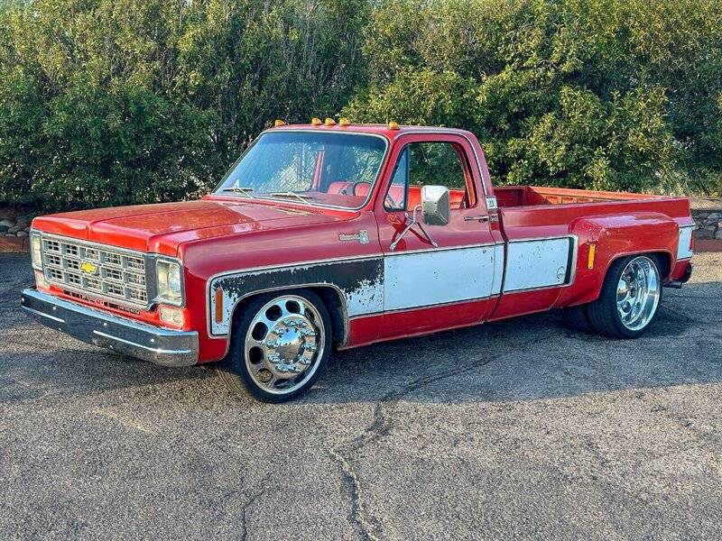 Chevrolet-C-30-camper-special-1978