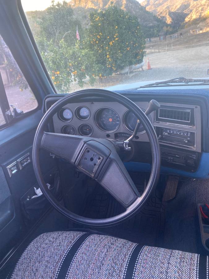 Chevrolet-C10-1984-7