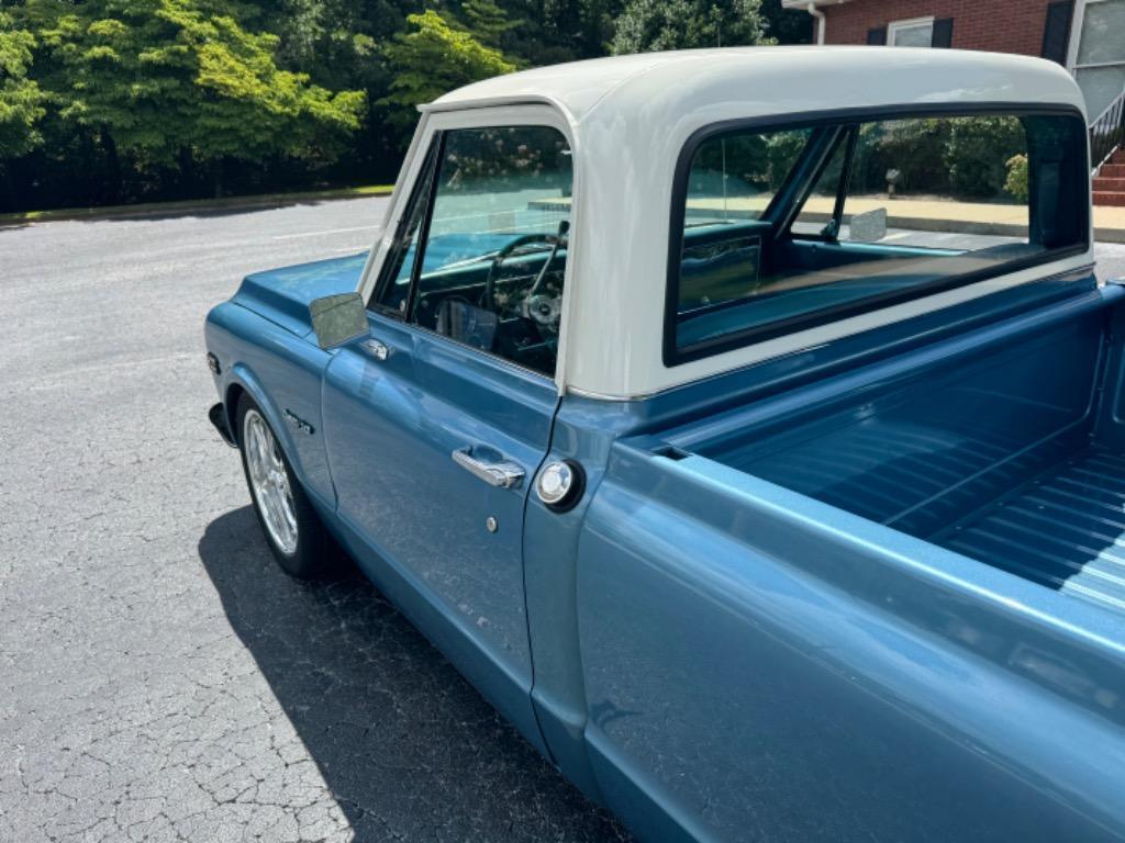 Chevrolet-C10-LS-4L60E-AC-fresh-build-slick-paint-1972-14