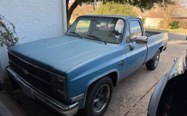 Chevrolet-C10-silverado-1984