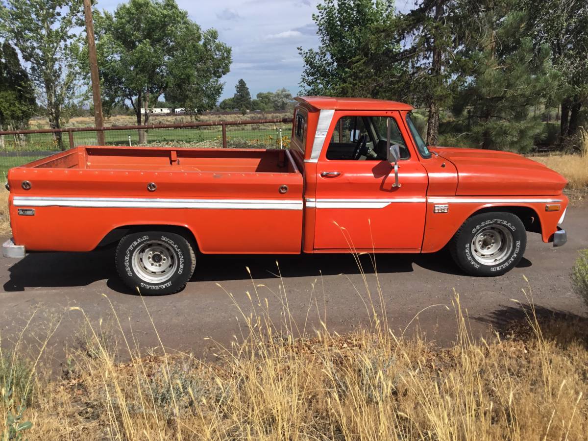 Chevrolet-C10-truck-1966-6