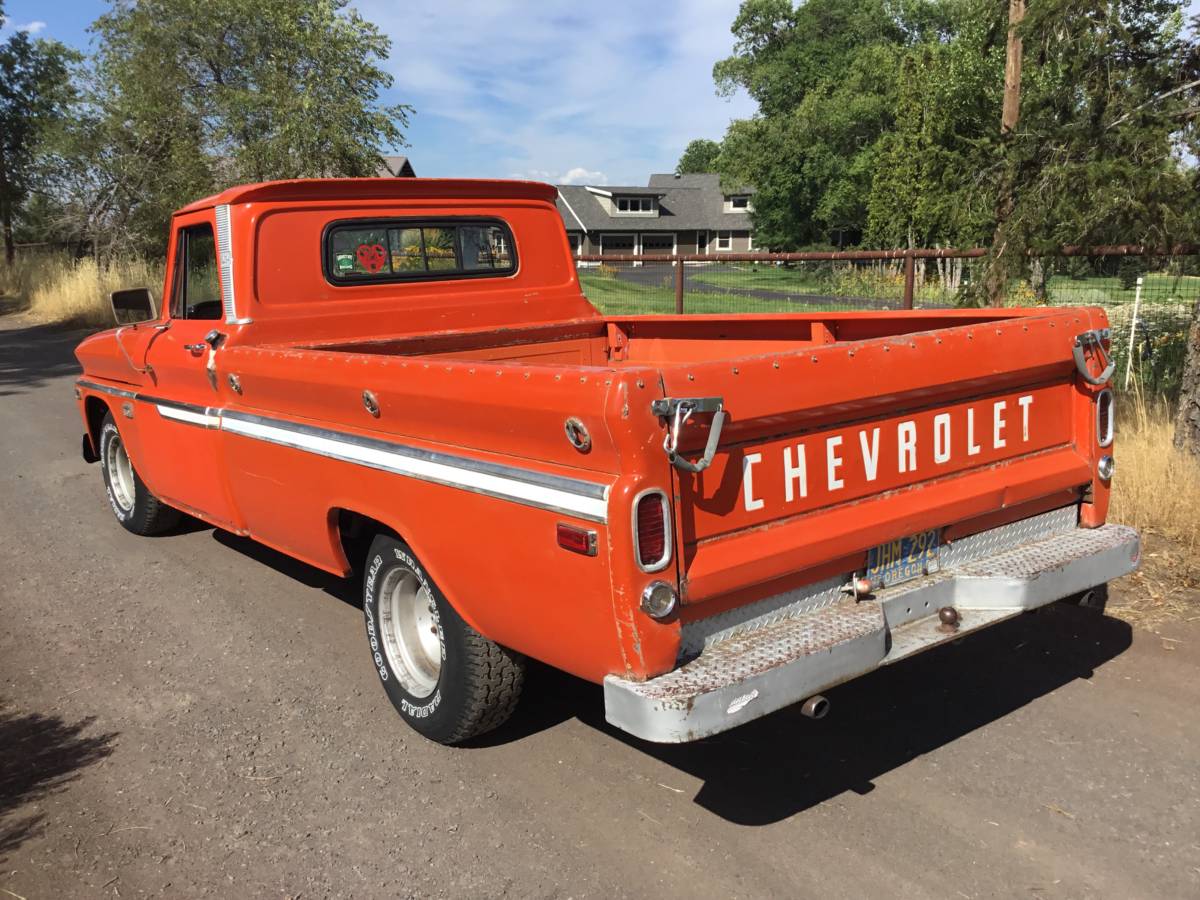 Chevrolet-C10-truck-1966-8