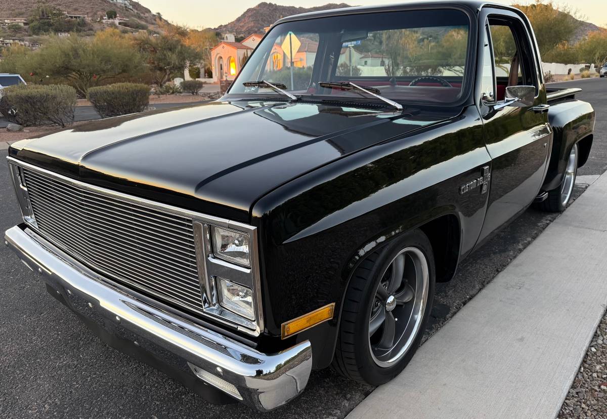 Chevrolet-C10-truck-1981-5