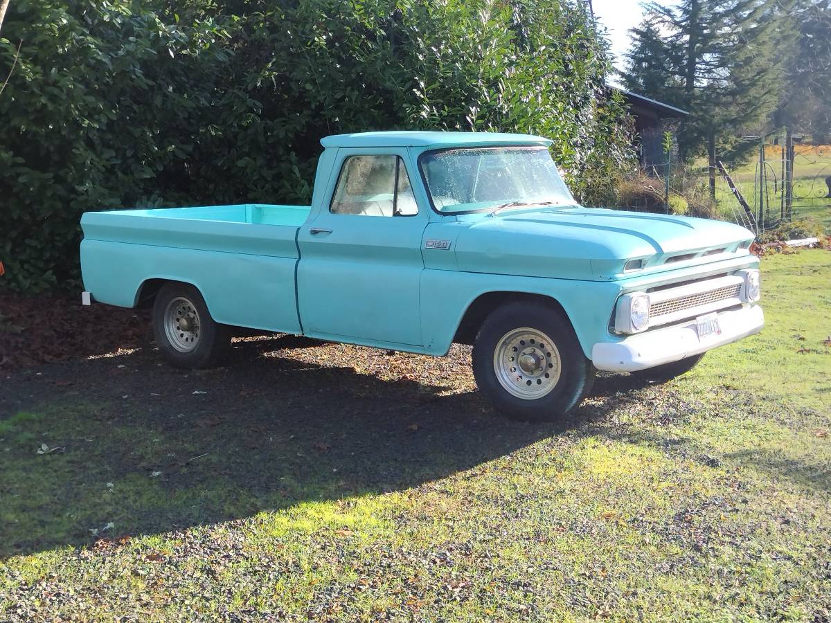 Chevrolet-C20-pickup-1965