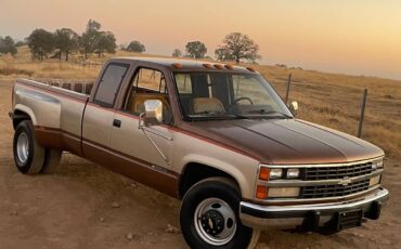 Chevrolet-C3500-extended-cab-1989-11