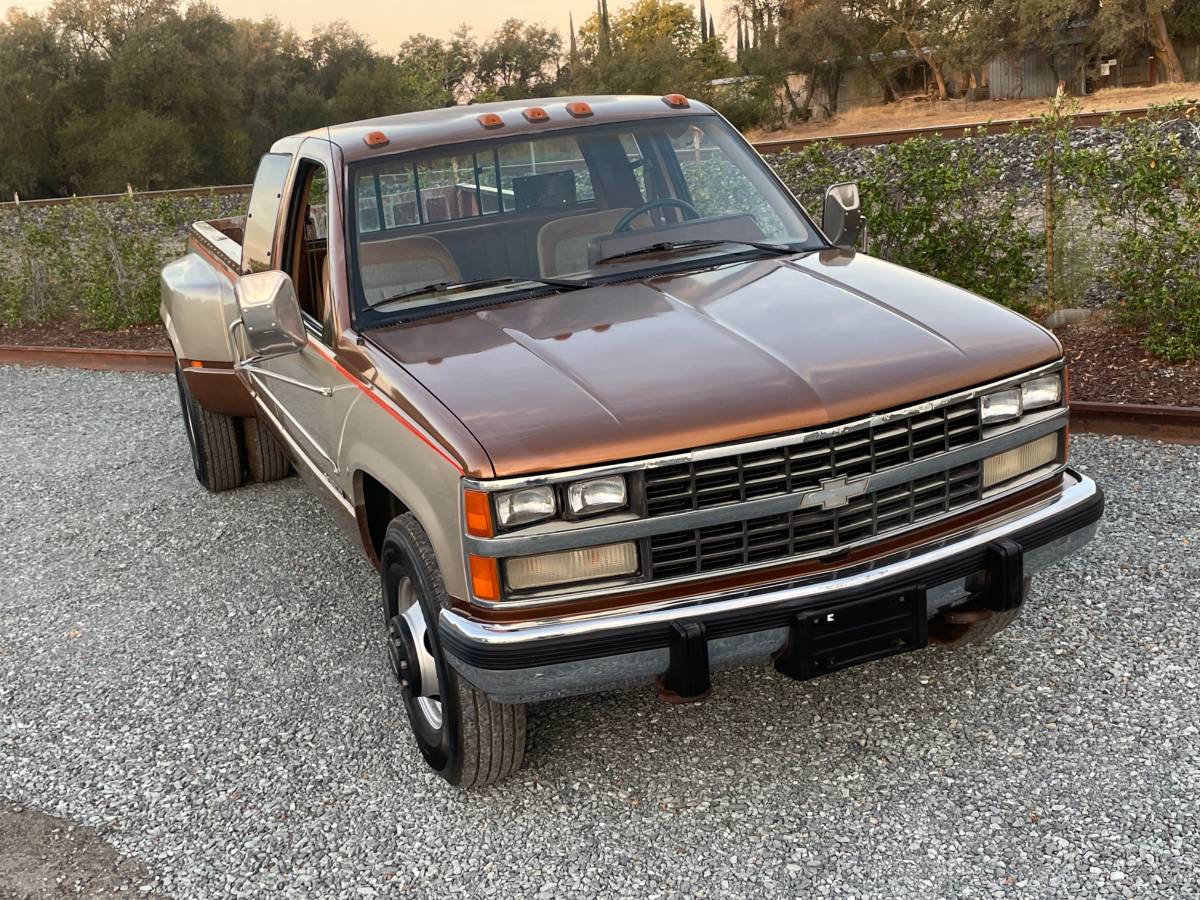 Chevrolet-C3500-extended-cab-1989-19