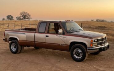 Chevrolet-C3500-extended-cab-1989-3