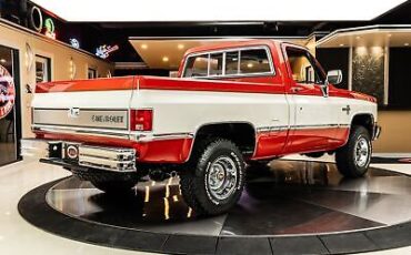 Chevrolet-CK-Pickup-1500-Pickup-1984-11