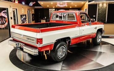 Chevrolet-CK-Pickup-1500-Pickup-1984-12