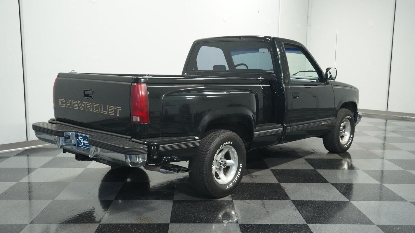 Chevrolet-CK-Pickup-1500-Pickup-1988-11