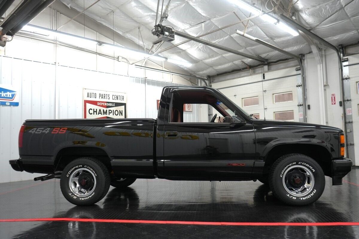 Chevrolet-CK-Pickup-1500-Pickup-1990-18