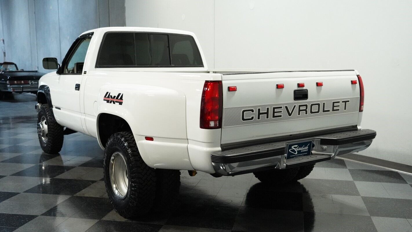 Chevrolet-CK-Pickup-3500-Pickup-1993-8