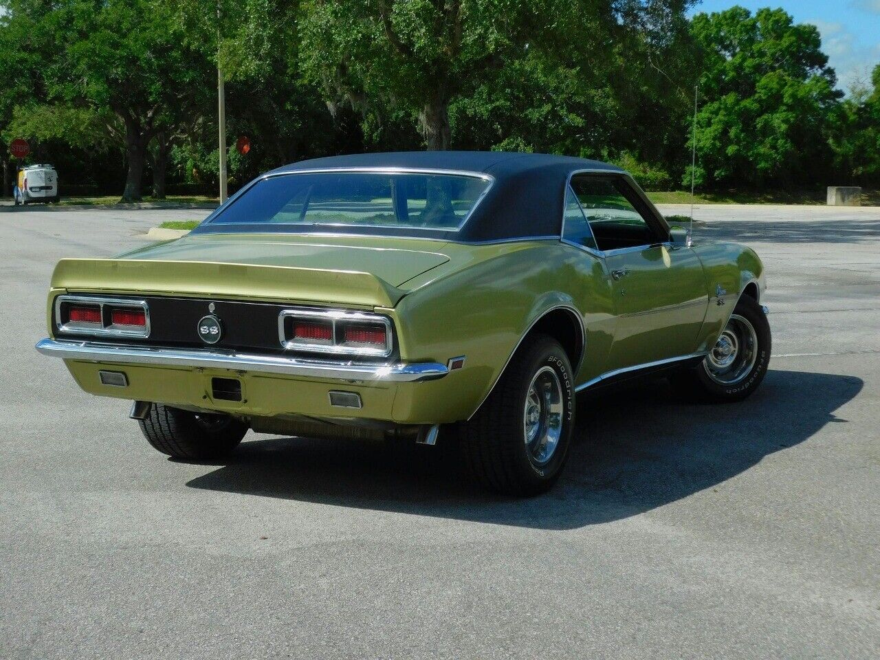 Chevrolet-Camaro-1968-6