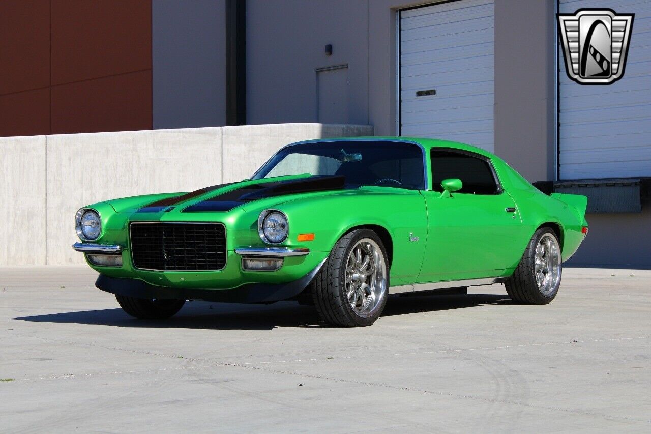 Chevrolet-Camaro-1970-2