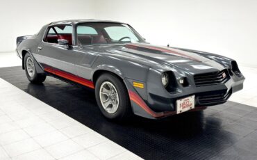 Chevrolet-Camaro-1981-7