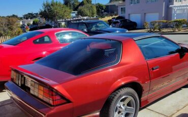 Chevrolet-Camaro-1988-4