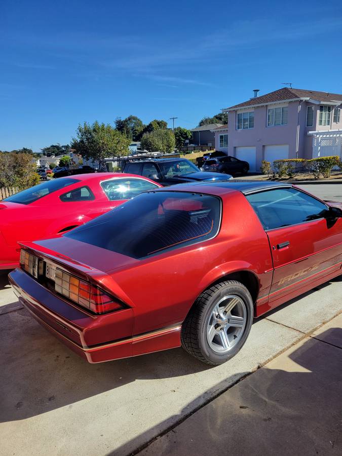 Chevrolet-Camaro-1988-4