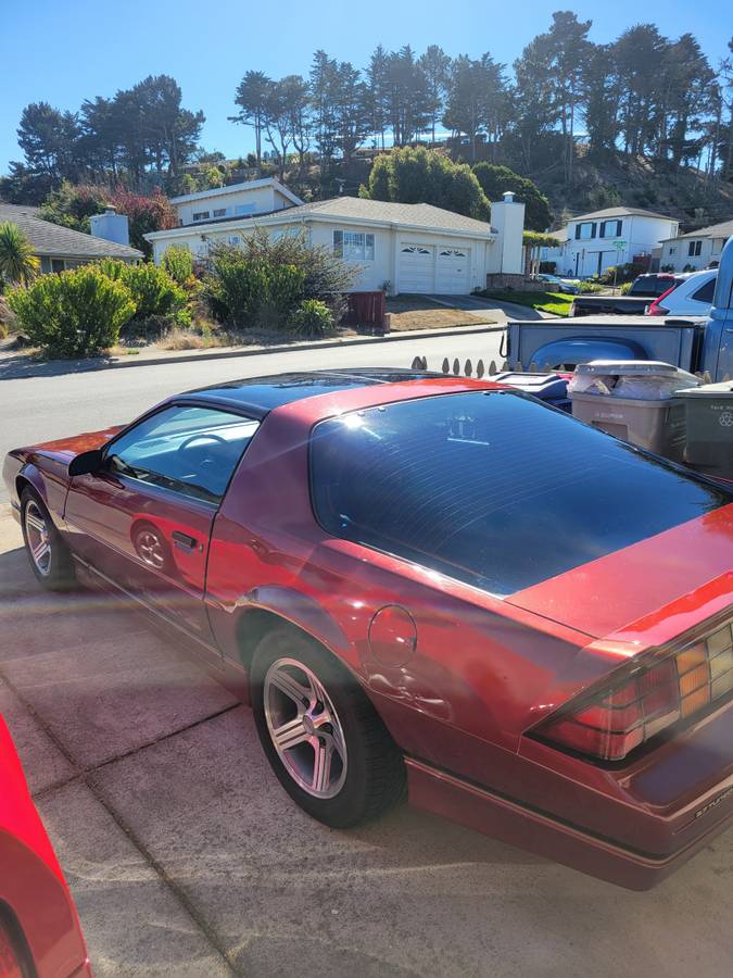 Chevrolet-Camaro-1988-6