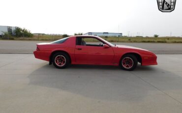 Chevrolet-Camaro-1989-3