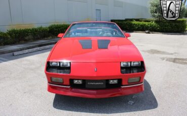 Chevrolet-Camaro-Cabriolet-1988-2