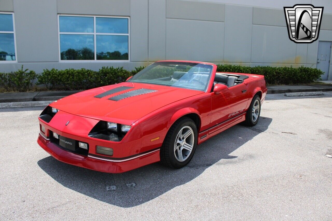 Chevrolet-Camaro-Cabriolet-1988-3