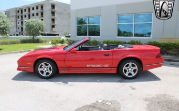 Chevrolet-Camaro-Cabriolet-1988-4