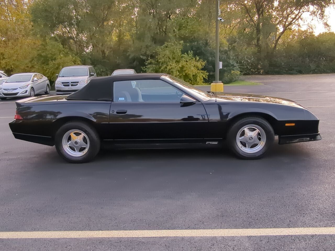 Chevrolet-Camaro-Cabriolet-1989-8