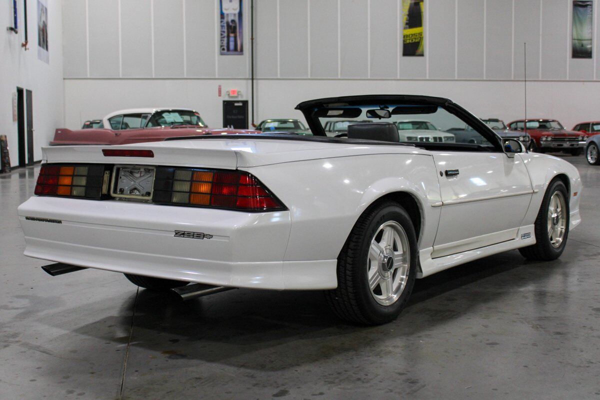 Chevrolet-Camaro-Cabriolet-1991-4