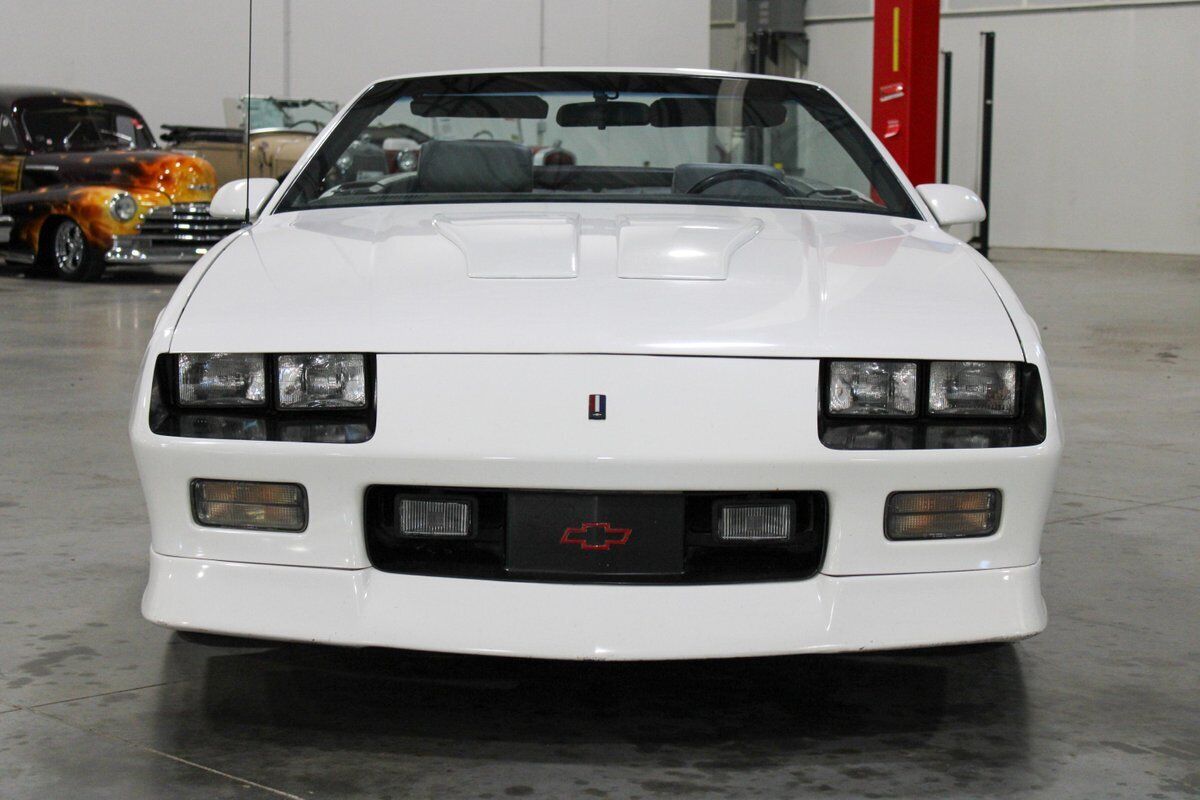 Chevrolet-Camaro-Cabriolet-1991-7