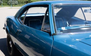 Chevrolet-Camaro-Coupe-1967-9