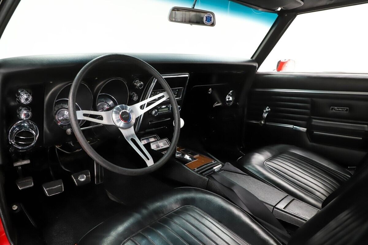 Chevrolet-Camaro-Coupe-1968-1