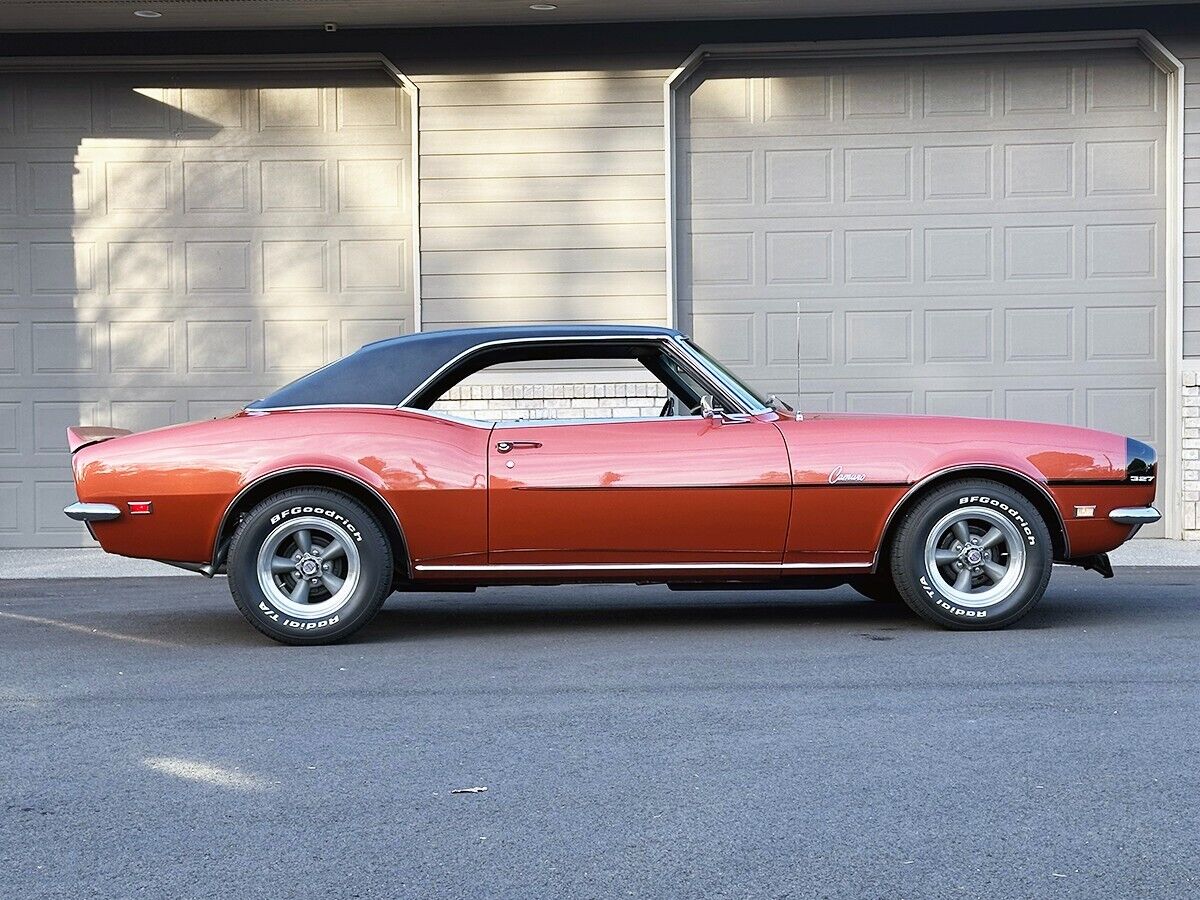 Chevrolet-Camaro-Coupe-1968-1