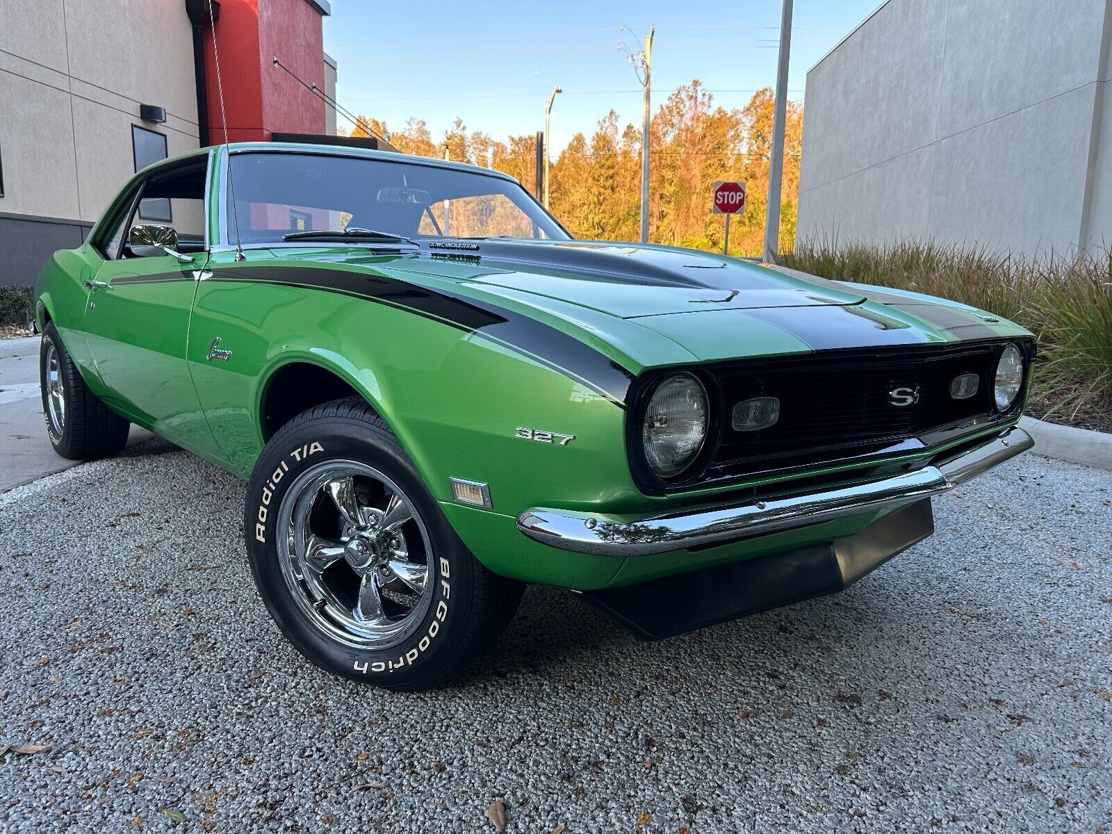 Chevrolet-Camaro-Coupe-1968-10