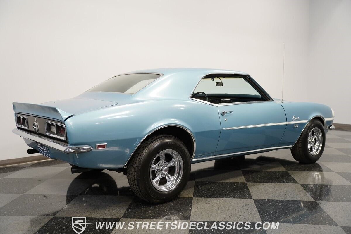 Chevrolet-Camaro-Coupe-1968-11